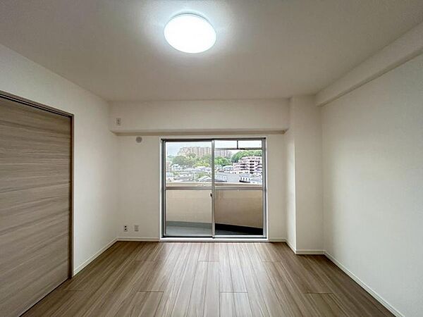 室内を拡大表示