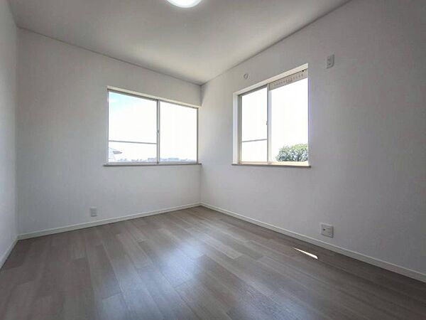 こども部屋にもちょうどいい広さになっております！