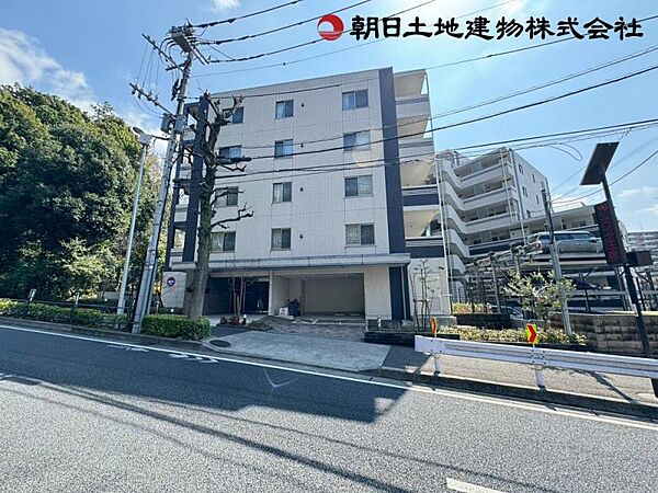世代を超えて、受け継がれていく住まいを。