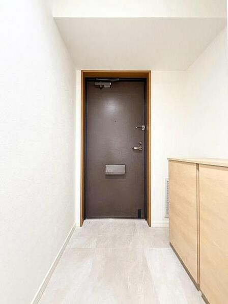 明るく素敵な玄関でご家族はもちろんお客様を迎え入れてくれます!