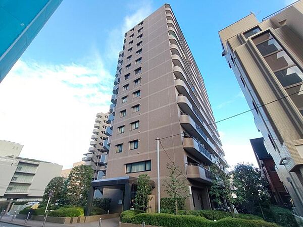時間を超えて、受け継がれていく住まいを。