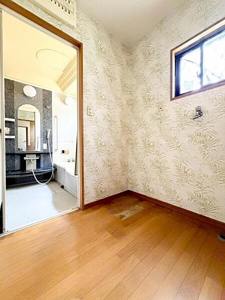 洗面室と脱衣室を分けた使いやすい間取りです！