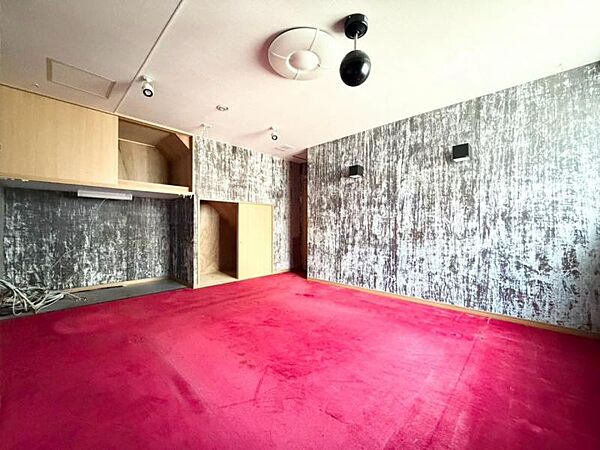 楽器演奏や映画鑑賞にも活躍しますね！