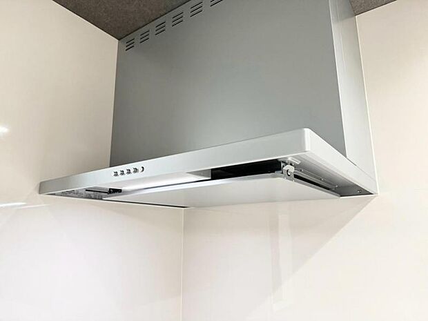 強力換気で調理中の煙や匂いをしっかり排出!