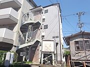 桂駅よりバス10分 徒歩1分 3階 築51年10ヶ月の賃貸物件