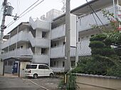 京都市西京区上桂三ノ宮町 3階建 築33年のイメージ