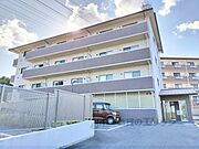 桂駅よりバス15分 徒歩1分 1階 築7年10ヶ月の賃貸物件