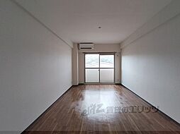 阪急嵐山線 上桂駅 徒歩6分の賃貸マンション 3階1Kのリビング/ダイニング