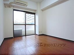 京阪本線 伏見桃山駅 徒歩3分の賃貸マンション 3階1Kのリビング/ダイニング