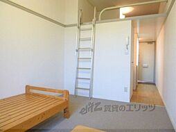 レオパレスシェルクール 206 2階ワンルームのリビング/ダイニング