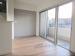 京阪本線 中書島駅 徒歩8分の賃貸マンション 1階2LDKのリビング/ダイニング