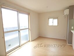 グローリー 201 2階2LDKのリビング/ダイニング