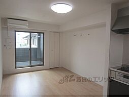 VILLA 朱雀 202 2階1LDKのリビング/ダイニング