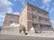 桂川駅より徒歩13分 3階 築15年5ヶ月の賃貸物件