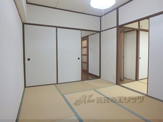寝室