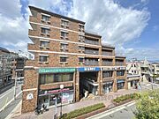 桂駅より徒歩1分 3階 築40年の賃貸物件