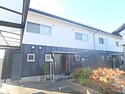 久津川駅より徒歩3分 築17年4ヶ月 2階建の賃貸物件
