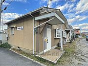 久津川駅より徒歩6分 1階 築41年6ヶ月の賃貸物件