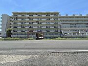 桂川駅より徒歩16分 6階 築42年の賃貸物件