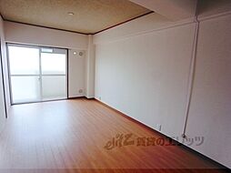 京阪本線 伏見稲荷駅 徒歩1分の賃貸マンション 1階2DKのリビング/ダイニング