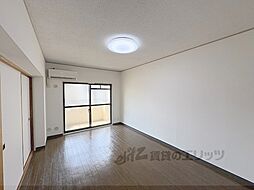 近鉄京都線 近鉄丹波橋駅 徒歩7分の賃貸マンション 2階3LDKのリビング/ダイニング