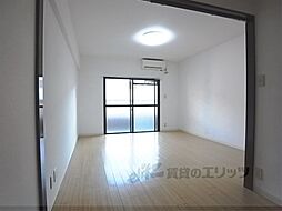 京阪本線 藤森駅 徒歩22分の賃貸マンション 5階1Kのリビング/ダイニング