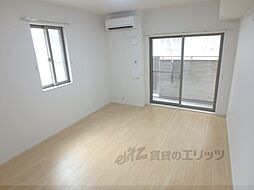 京阪宇治線 桃山南口駅 徒歩4分の賃貸アパート 2階1Kのリビング/ダイニング