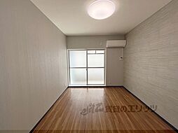 シェラールII 702 1階1Kのリビング/ダイニング