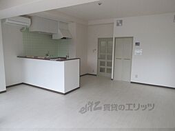 リュミエ山科 1階2LDKのリビング/ダイニング