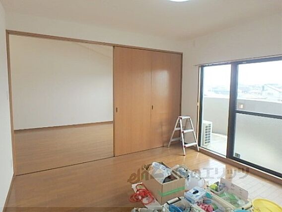 クイーンズコート久津川_内装_8