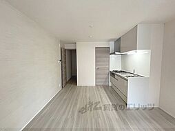 ロワジール 101 1階1LDKのリビング/ダイニング