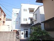 久津川駅より徒歩2分 2階 築39年の賃貸物件