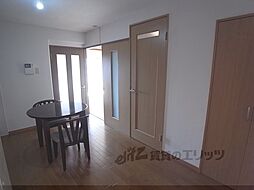 京阪本線 丹波橋駅 徒歩5分の賃貸マンション 1階2DKのリビング/ダイニング