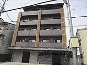 伏見駅より徒歩3分 築4年9ヶ月 5階建の賃貸物件