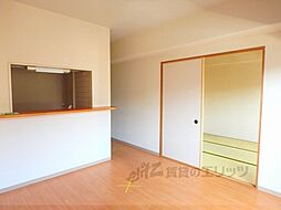 京都地下鉄東西線 石田駅 徒歩5分の賃貸マンション 2階3LDKのリビング/ダイニング