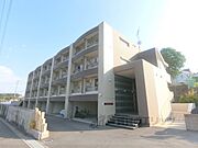 大住駅より徒歩9分 築8年10ヶ月 4階建の賃貸物件