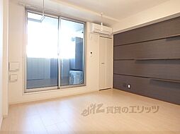 モアナエルア 202 2階1Kのリビング/ダイニング