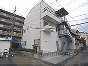 藤森駅より徒歩6分 築40年10ヶ月 3階建の賃貸物件