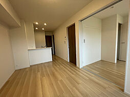 プレシャス・アイル 203 2階2LDKのリビング/ダイニング