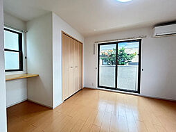 プリマベーラ　Ａ 101 1階1Kのリビング/ダイニング