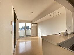 ラ　メゾン　ドュ　ブラン 301 3階2LDKのリビング/ダイニング