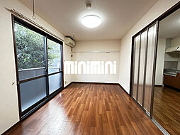 ディアスあらい　Ａ 102 1階3DKのリビング/ダイニング