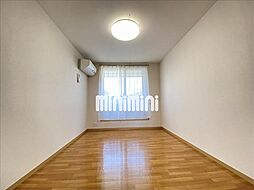 ホワイトバーチ原 102 1階2DKのリビング/ダイニング