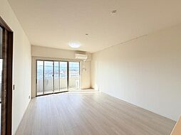 サーパス北長野駅レジデンス 4階2LDKのリビング/ダイニング