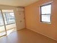 フィデール　Ａ 102 1階1LDKのリビング/ダイニング