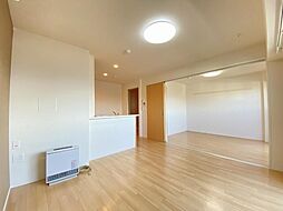 Ｓ−ユニヴァリ　しんきょう 103 1階2LDKのリビング/ダイニング