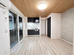 コラージュくりた 102 1階1LDKのリビング/ダイニング