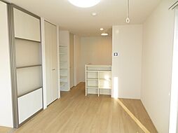 Noble(ノーブル) 105 1階1LDKのリビング/ダイニング