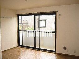 ハイランドタウンE棟 102 1階2DKのリビング/ダイニング