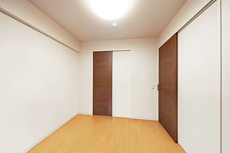 【洋室（1）】室内画像はリフォーム後のイメージ画像です。リフォームには別途費用がかかります。